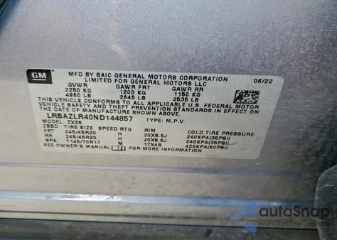 2022 Buick Envision Preferred z USA, uszkodzony, nr VIN LRBAZLR40ND144857